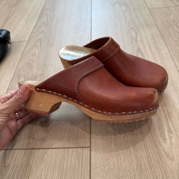 Olof Daughters Shoes - Brown Leather Clogs